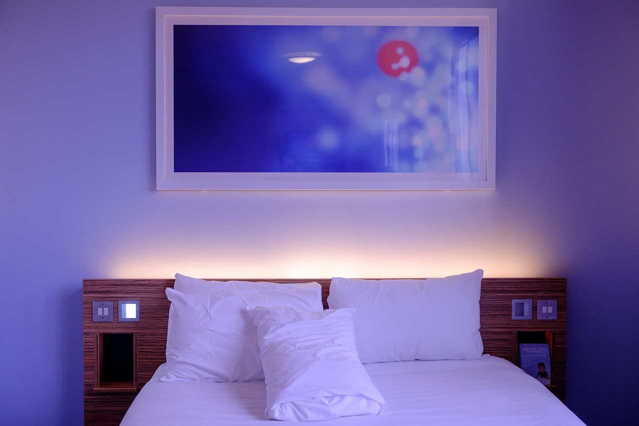 bedroom 1285156_1280