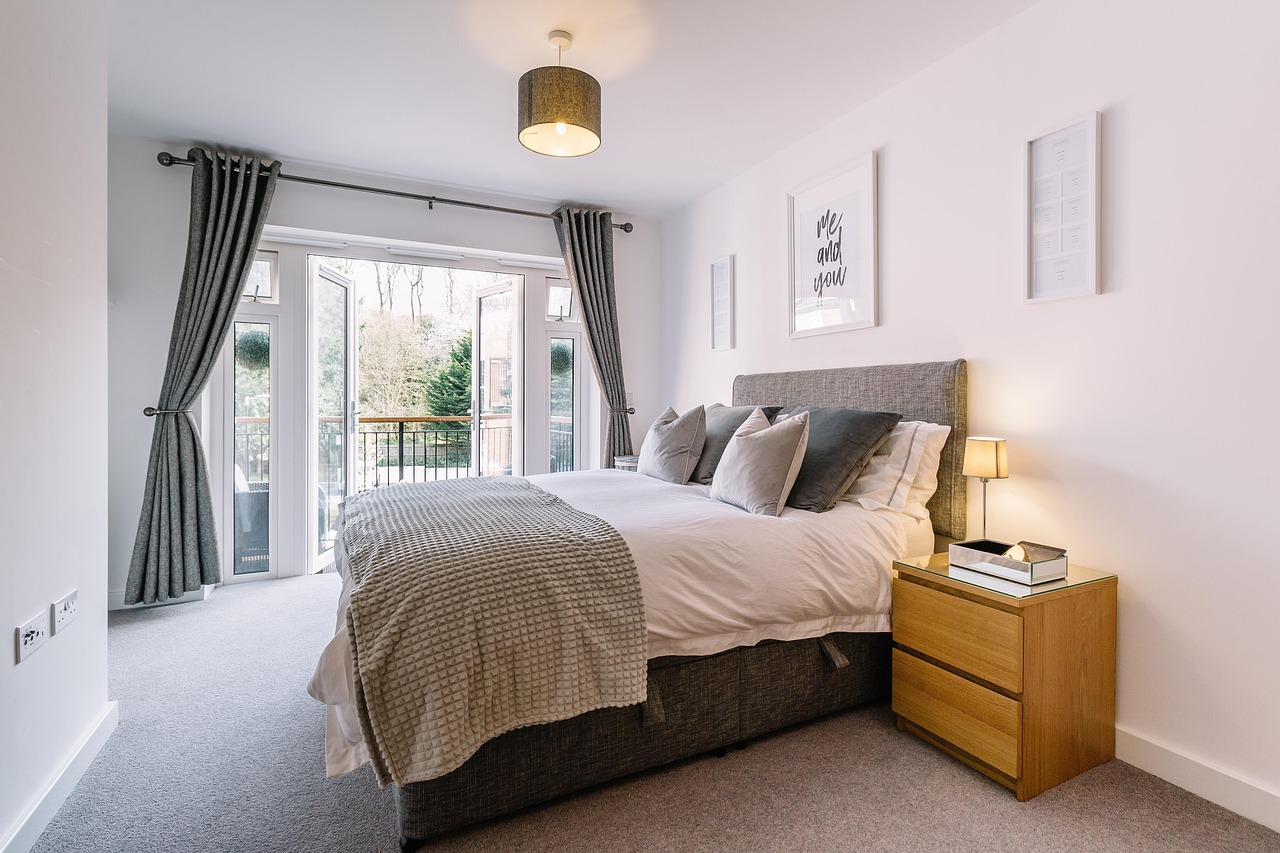 bedroom 5772286_1280
